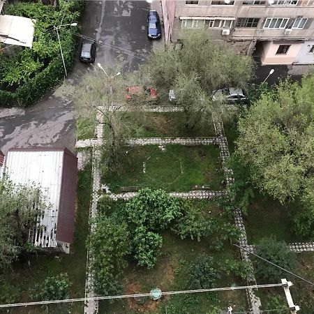 예레반 33 Martiros Saryan Street 아파트 외부 사진