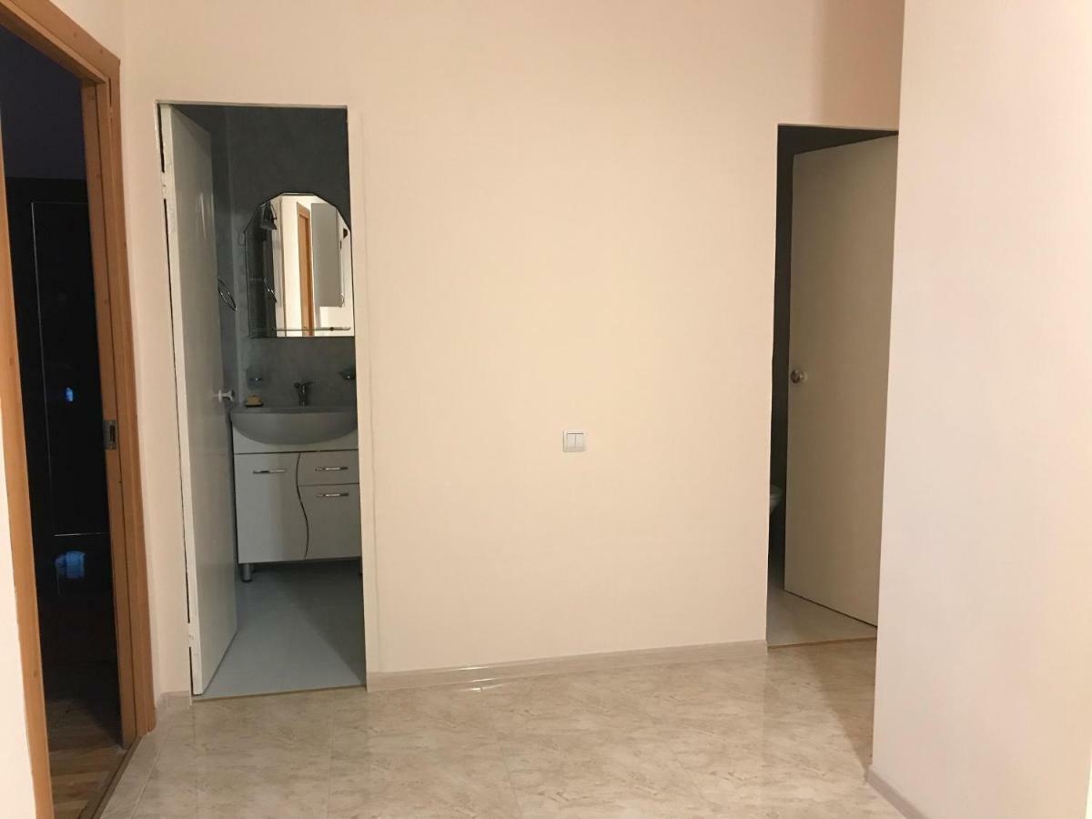 예레반 33 Martiros Saryan Street 아파트 외부 사진