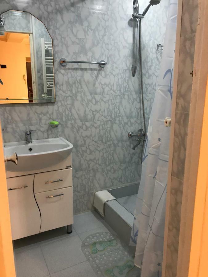 예레반 33 Martiros Saryan Street 아파트 외부 사진